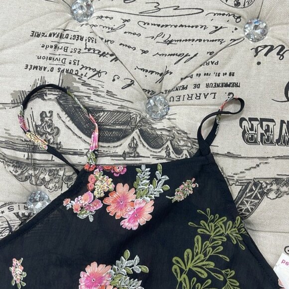 re:named  floral Black Top - Picture 4 of 10